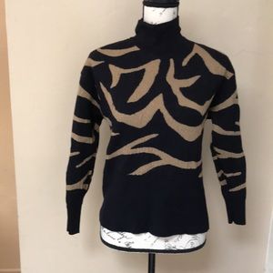 Laurel Pure New Wool Sweater. Size Small